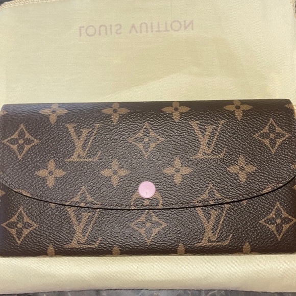 Handbags - Louis Vuitton wallet